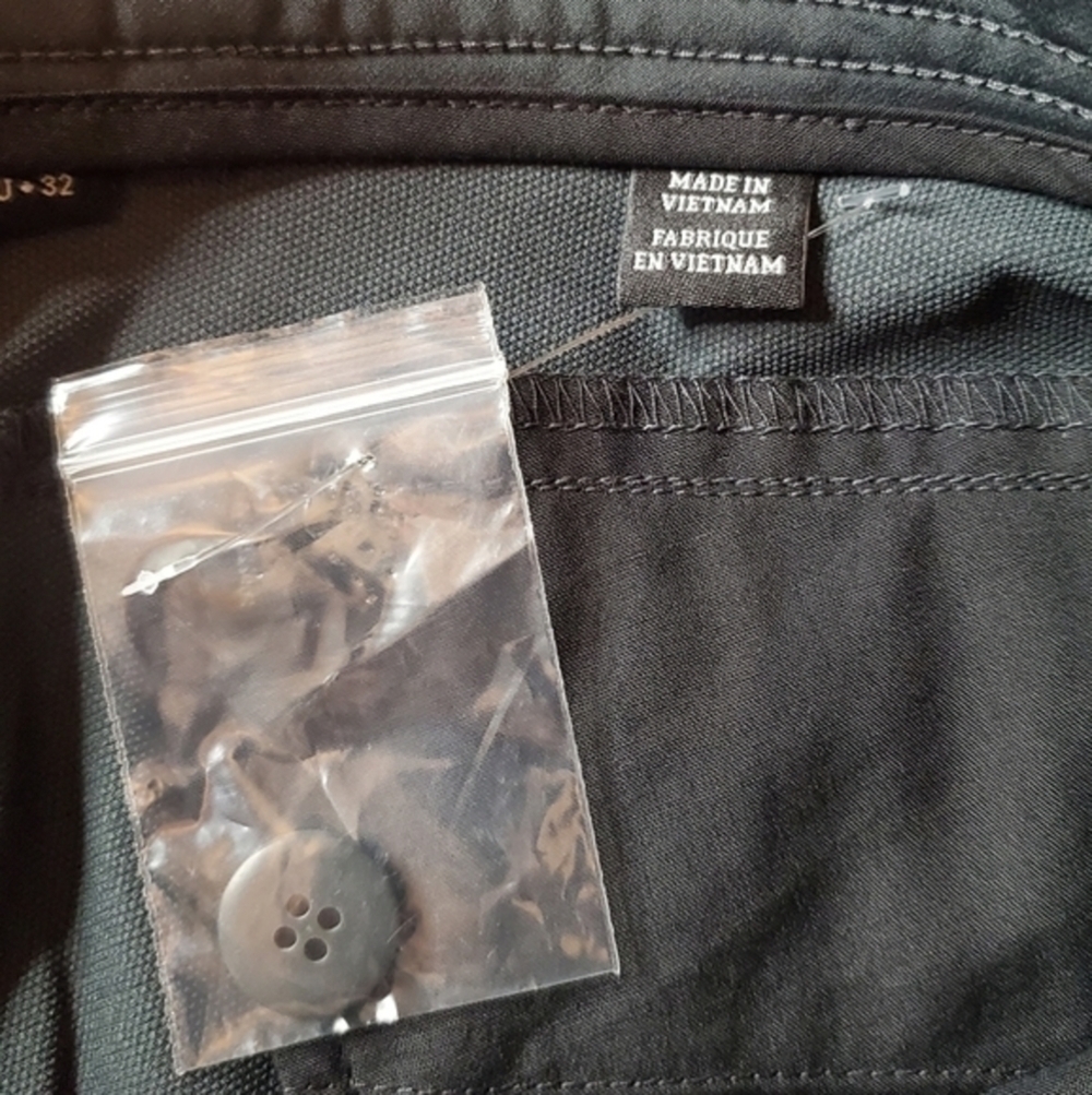 NWOT Oobe Charcoal Golf Hiking Arrowhead Bermuda Shorts - Picture 8 of 14